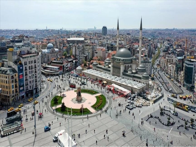 میدان تکسیم استانبول، نماد ترکیه مدرن