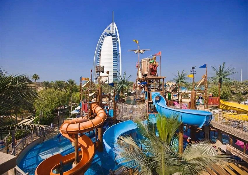 پارک آبی وایلد وادی دبی بزرگترین و بهترین پارک آبی معروف به شهر کوچک
